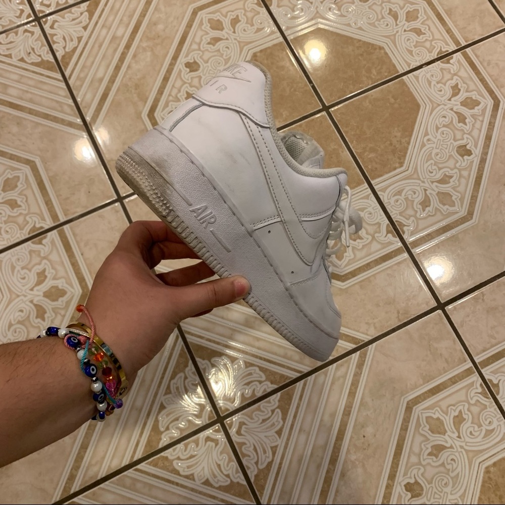 Air Forces - image 3